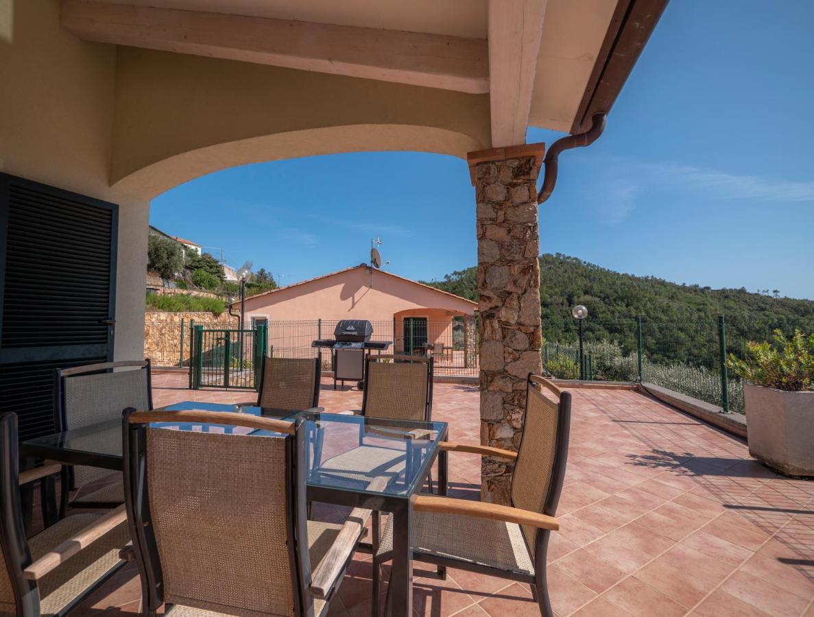 Residence Villa Il Casale - Appartamenti Wellness E Piscina Riscaldata Tovo San Giacomo Exterior foto