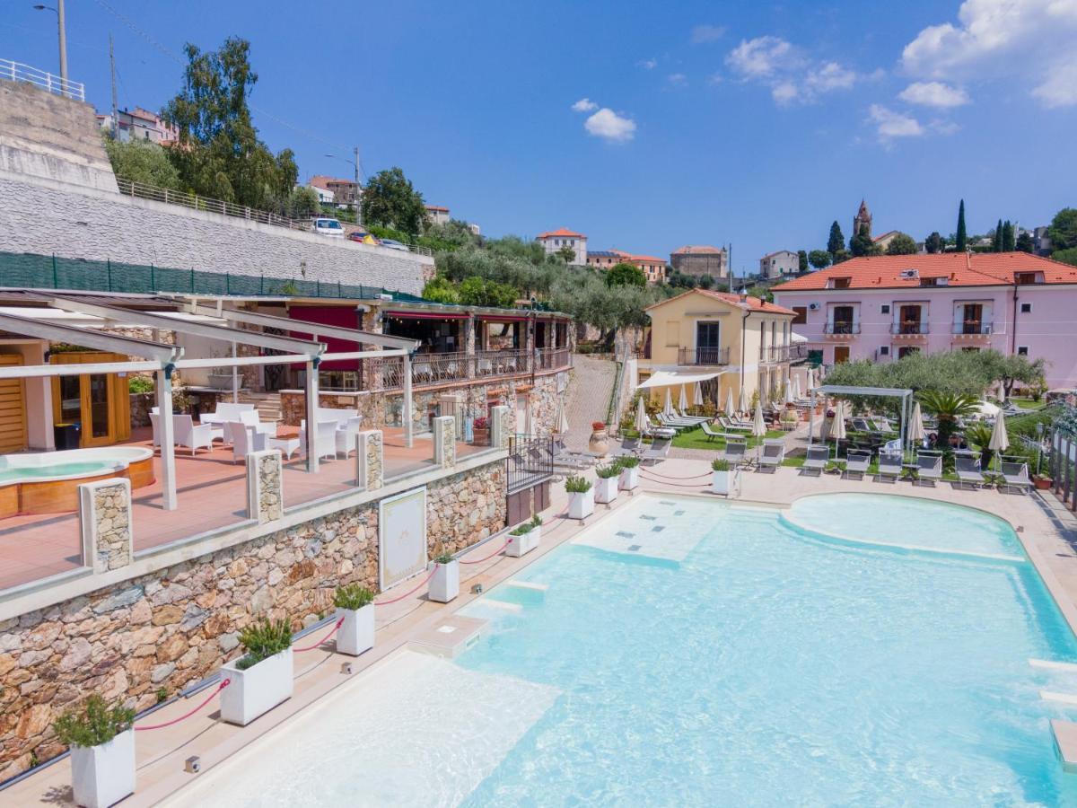 Residence Villa Il Casale - Appartamenti Wellness E Piscina Riscaldata Tovo San Giacomo Exterior foto