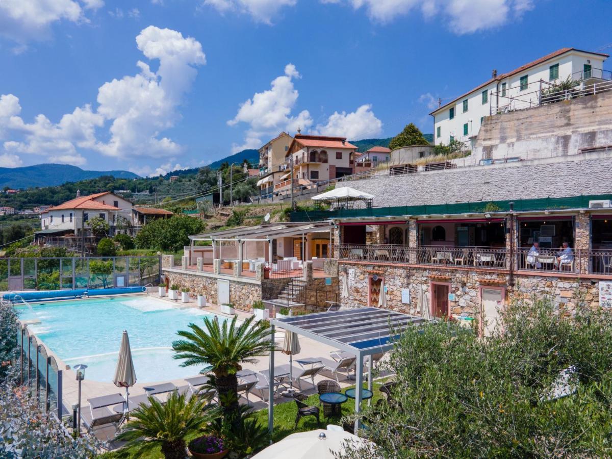Residence Villa Il Casale - Appartamenti Wellness E Piscina Riscaldata Tovo San Giacomo Exterior foto
