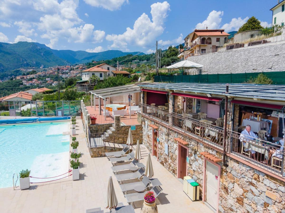 Residence Villa Il Casale - Appartamenti Wellness E Piscina Riscaldata Tovo San Giacomo Exterior foto